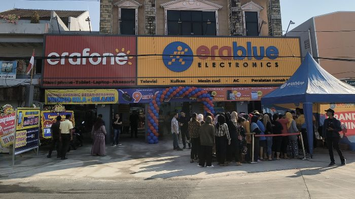 Erajaya Resmikan Gerai Erablue ke-71 di Daerah&nbsp;Karawang
